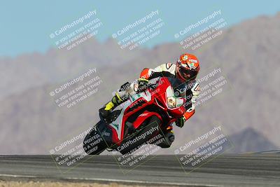 media/Feb-03-2024-SoCal Trackdays (Sat) [[767c60a41c]]/4-Turn 9 Set 1 (1040am)/